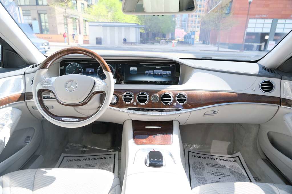 Used 2016 Mercedes-Benz S 550 Sedan image 30