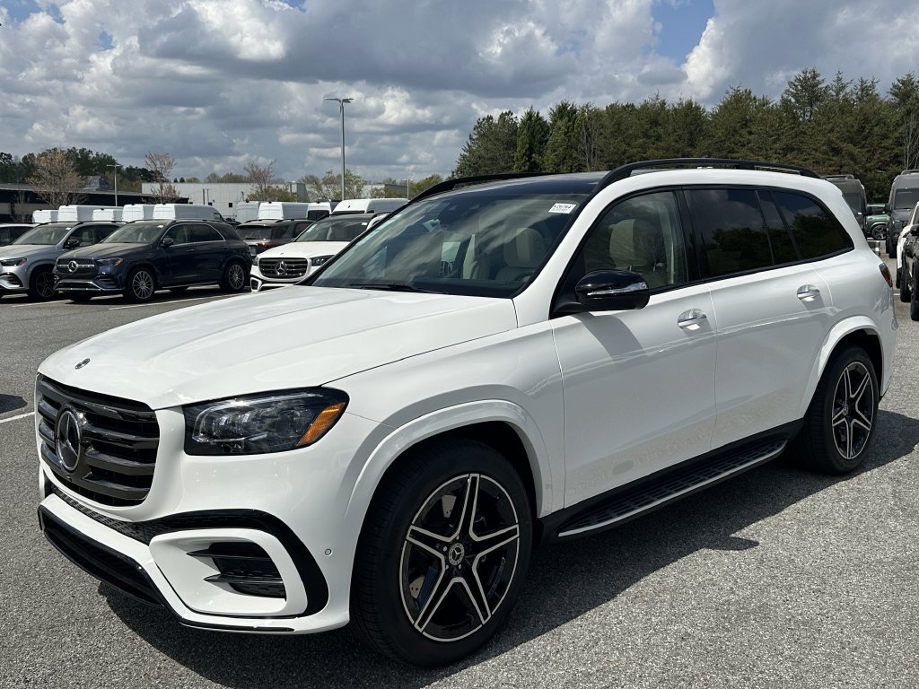 New 2026 Mercedes-Benz GLS 450 4MATIC image 4