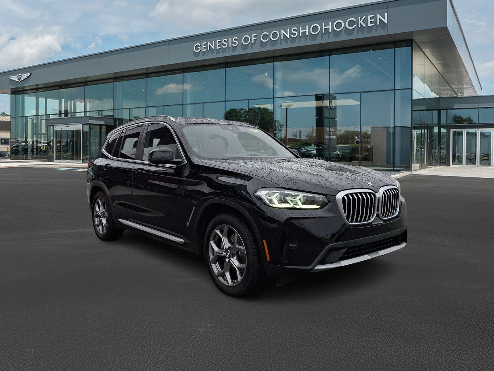 Used 2023 BMW X3 xDrive30i w/ Premium Package AWD/4WD image 2