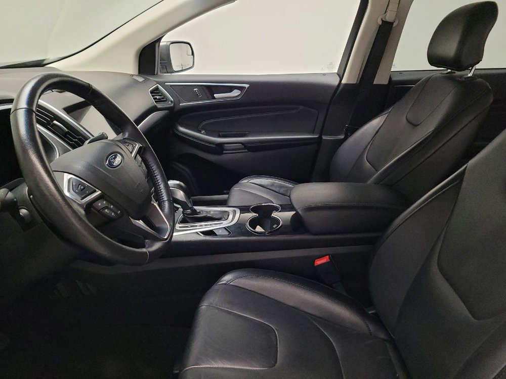 Used 2017 Ford Edge Titanium image 17