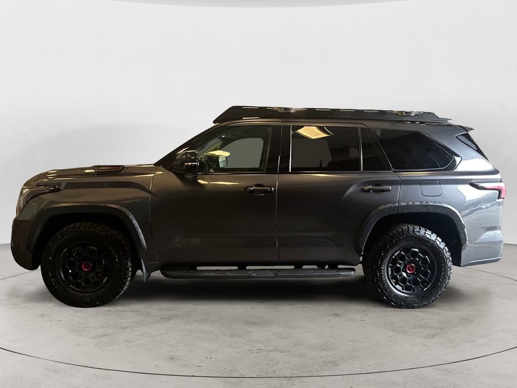 Used 2023 Toyota Sequoia TRD Pro AWD/4WD image 2