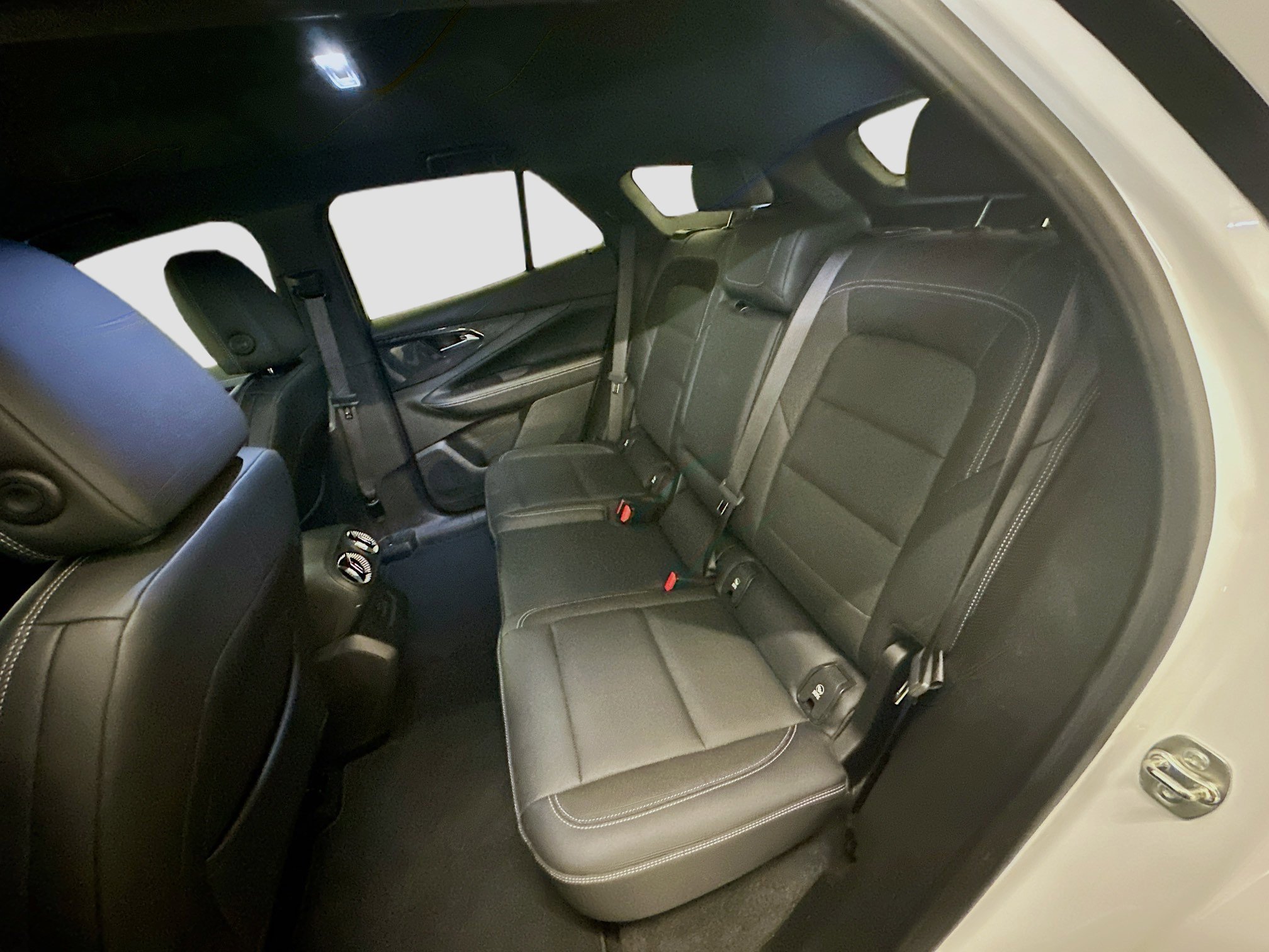 Used 2024 Chevrolet Blazer EV LT AWD/4WD image 29