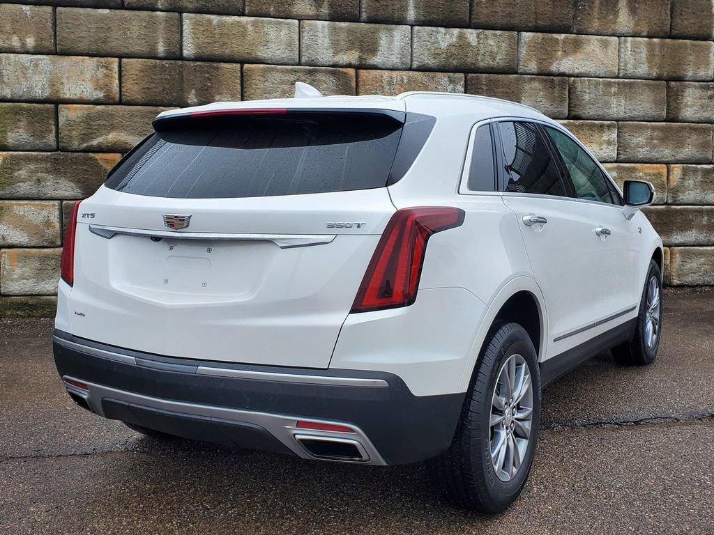 Used 2023 Cadillac XT5 Premium Luxury w/ LPO, Floor Liner Package image 5