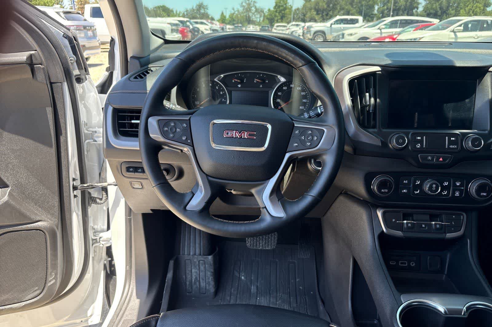 Used 2024 GMC Terrain AT4 w/ Tech Package AWD/4WD image 16