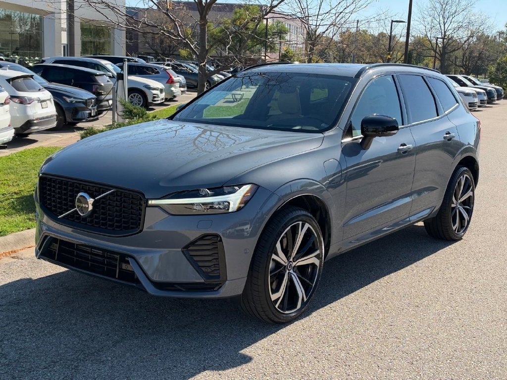 Certified 2024 Volvo XC60 T8 Ultimate w/ Protection Package Premier AWD/4WD image 1