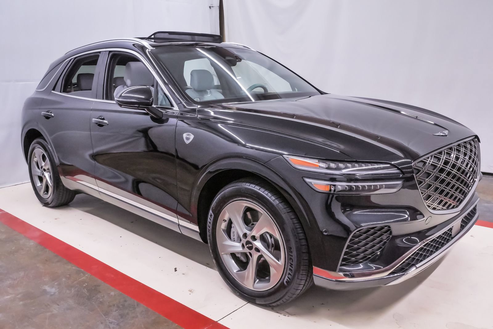 Certified 2026 Genesis GV70 2.5T Advanced image 5