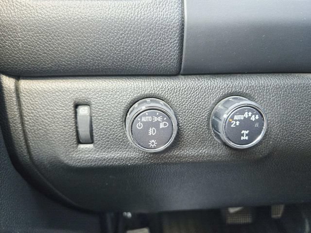 Used 2020 Chevrolet Colorado LT w/ LT Convenience Package AWD/4WD image 29