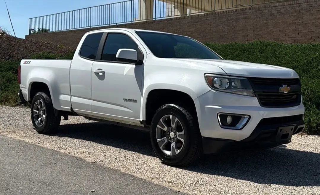 Used 2016 Chevrolet Colorado Z71 AWD/4WD image 3