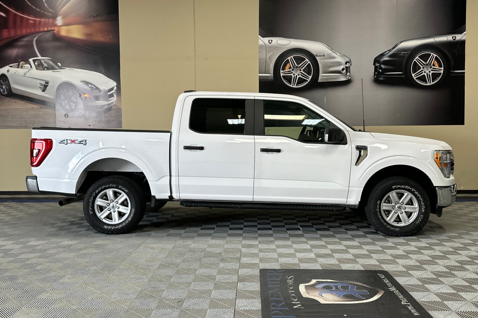 Used 2021 Ford F150 XLT w/ Trailer Tow Package AWD/4WD image 3