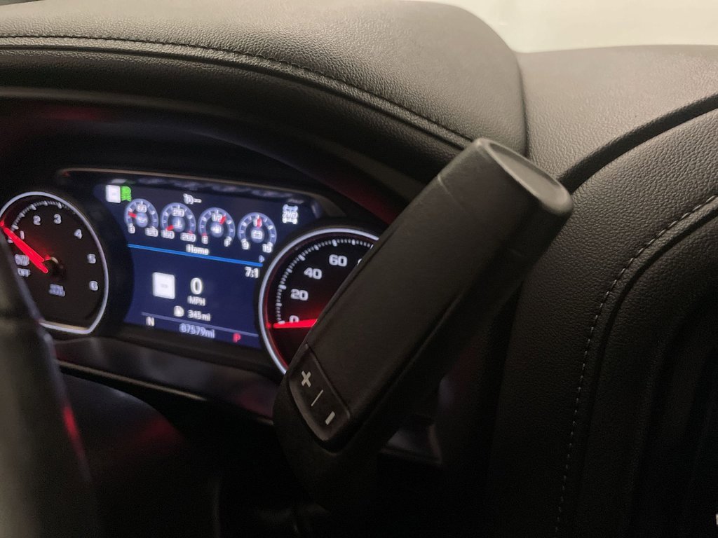 Used 2021 Chevrolet Silverado 1500 High Country w/ Technology Package image 10