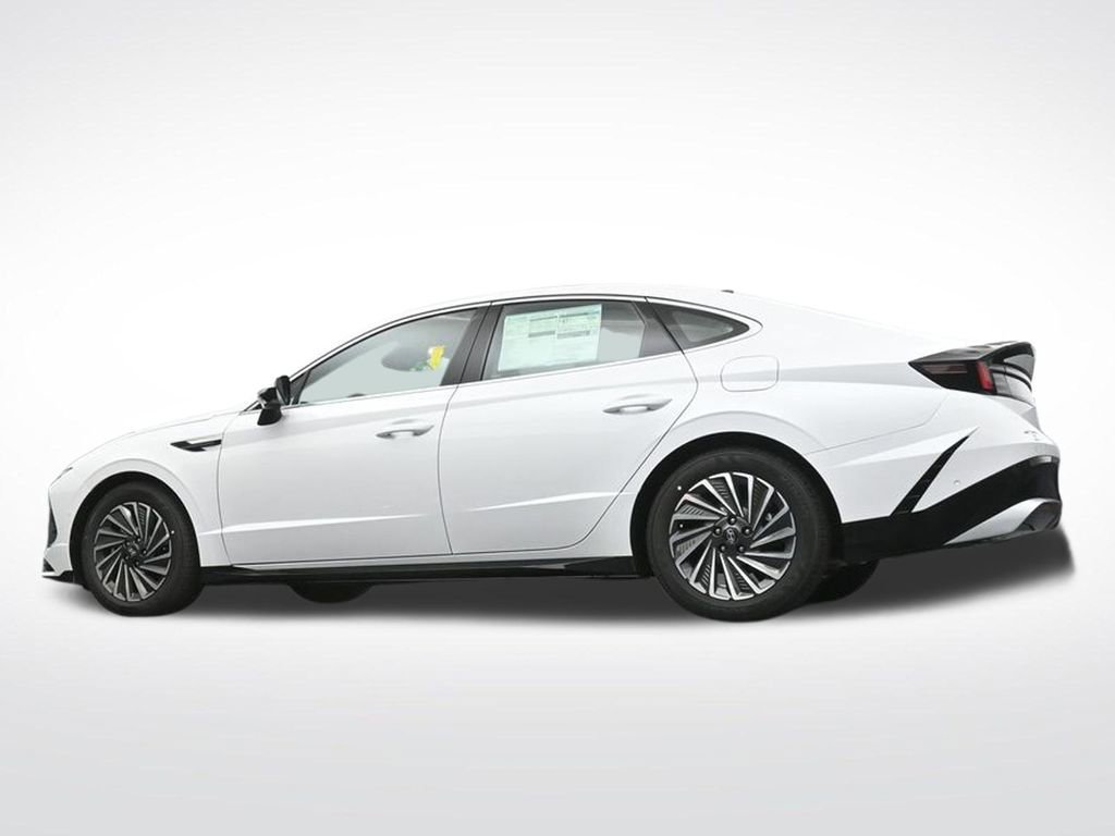 New 2026 Hyundai Sonata Limited FWD image 12