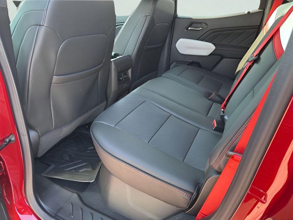 New 2026 GMC Canyon AT4X w/ AT4X AEV Edition AWD/4WD image 18