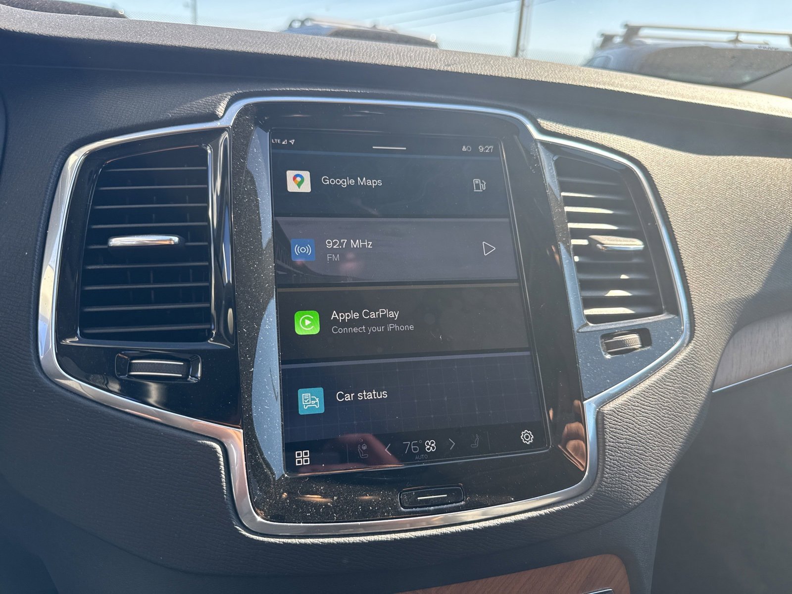 Used 2025 Volvo XC90 B6 Plus image 25