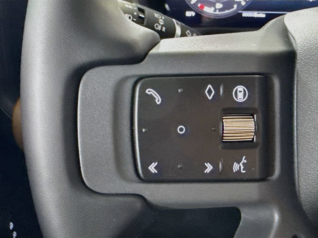 New 2026 Land Rover Defender 110 X-Dynamic SE AWD/4WD image 12