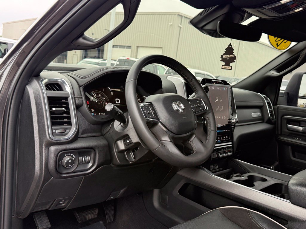 Used 2025 RAM 2500 Laramie w/ Night Edition AWD/4WD image 4