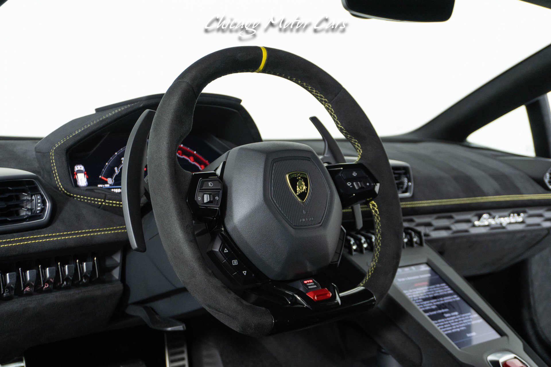 Used 2024 Lamborghini Huracan STO image 28