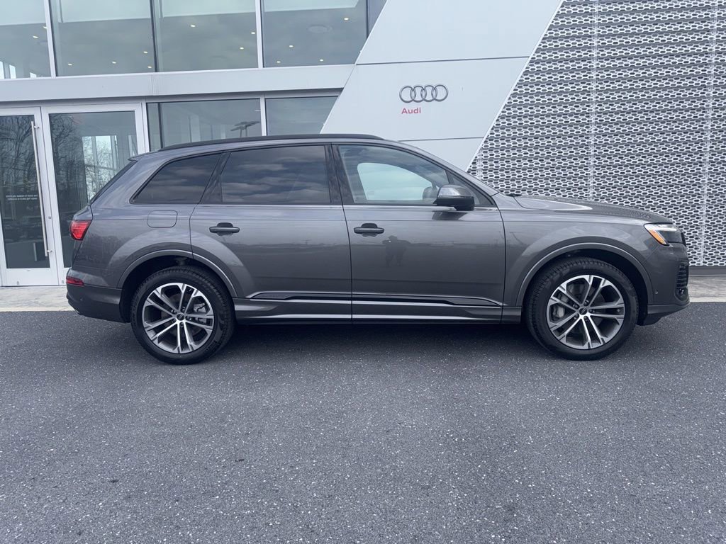 New 2026 Audi Q7 3.0T Premium AWD/4WD image 2