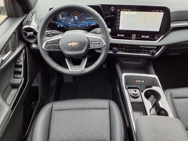 New 2026 Chevrolet Equinox LT w/ Convenience Package II FWD image 4