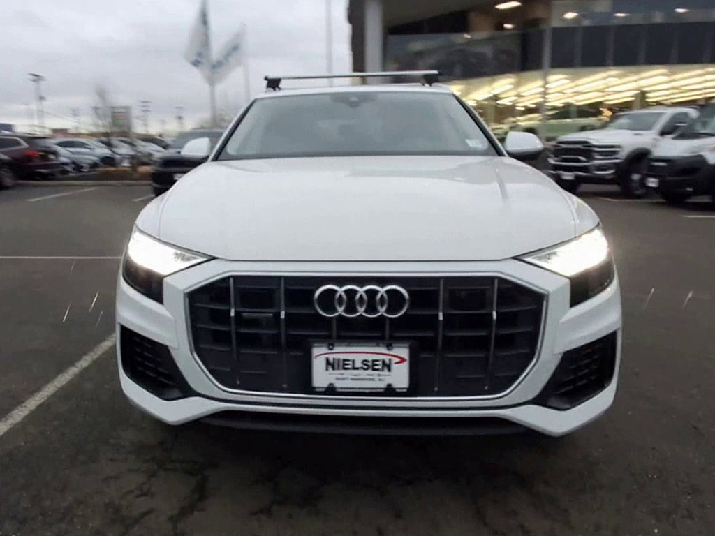 Used 2022 Audi Q8 Premium Plus w/ Premium Plus Package image 3