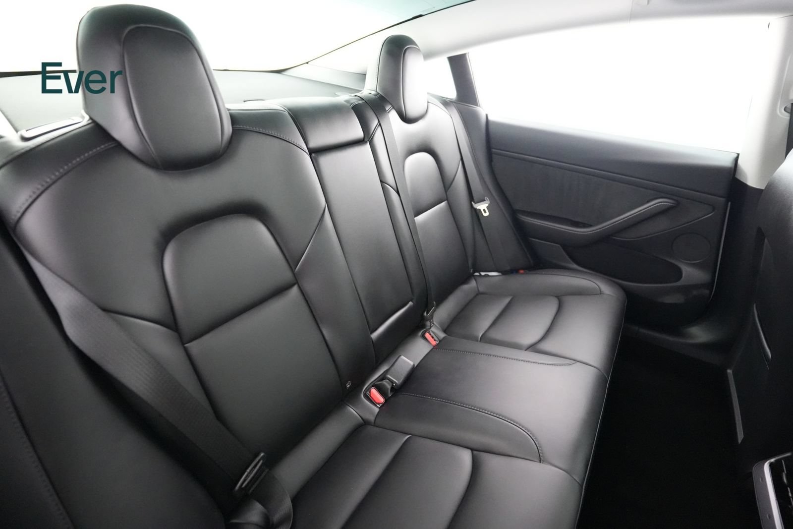 Used 2023 Tesla Model 3 Standard Range RWD image 5