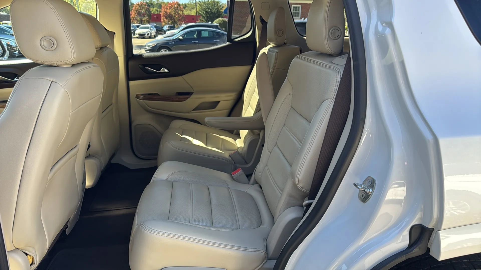 Used 2017 GMC Acadia Denali w/ Technology Package image 11