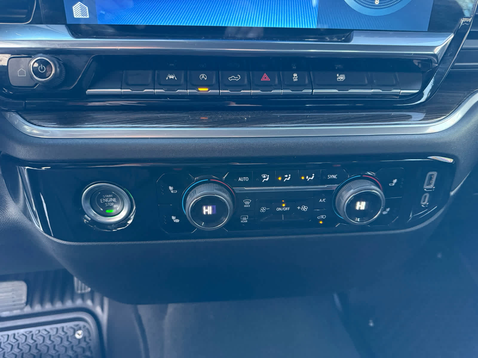 Used 2024 Chevrolet Silverado 1500 RST w/ Protection Package image 13