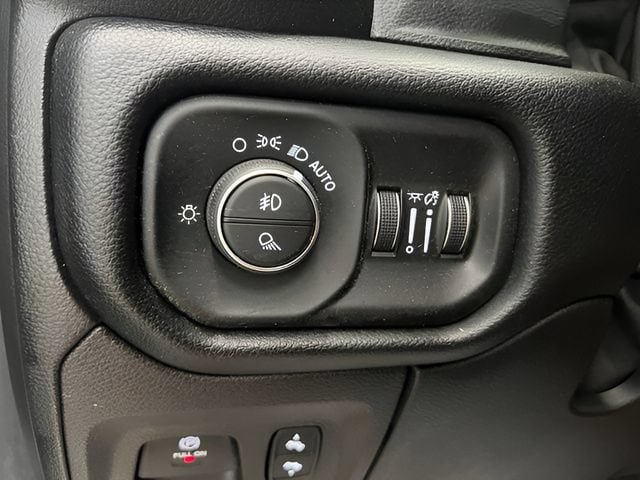 Used 2020 RAM 1500 Laramie AWD/4WD image 22