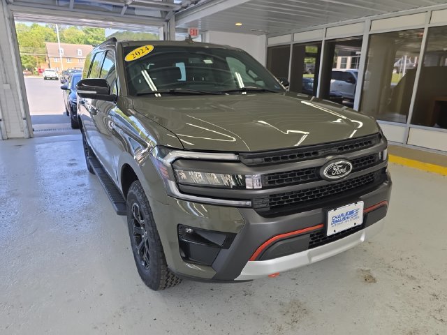 Used 2024 Ford Expedition Timberline AWD/4WD image 7