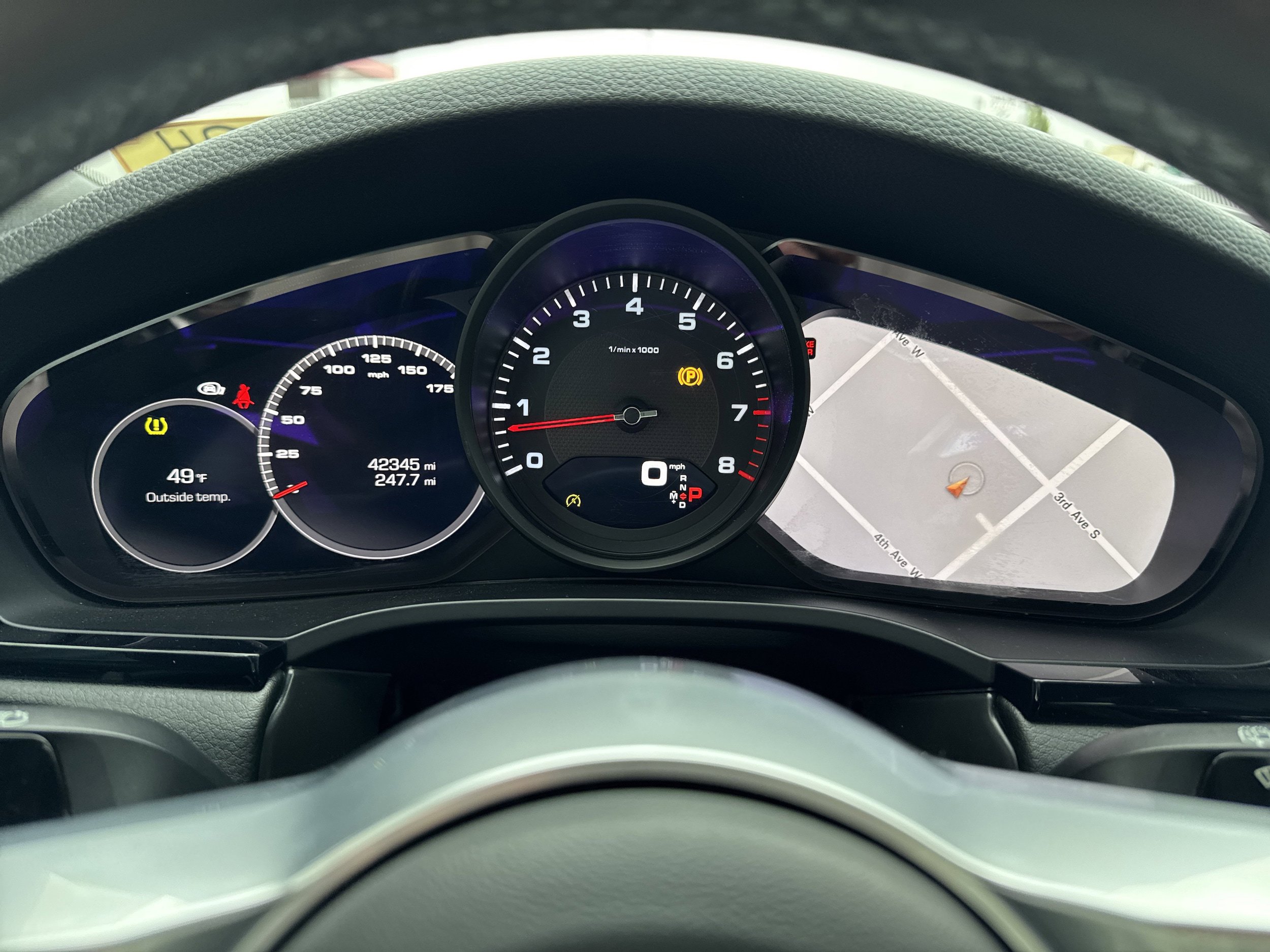 Used 2021 Porsche Cayenne AWD/4WD image 16