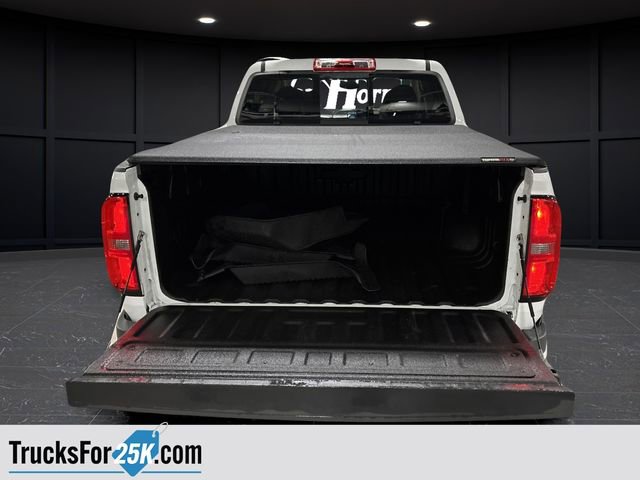 Used 2017 Chevrolet Colorado LT w/ Redline Special Edition image 13