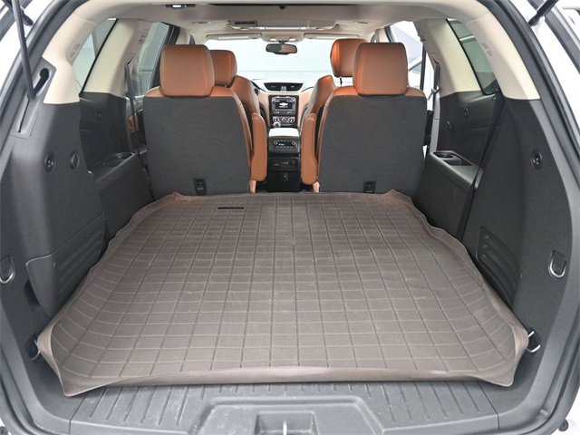 Used 2017 Chevrolet Traverse LT image 31