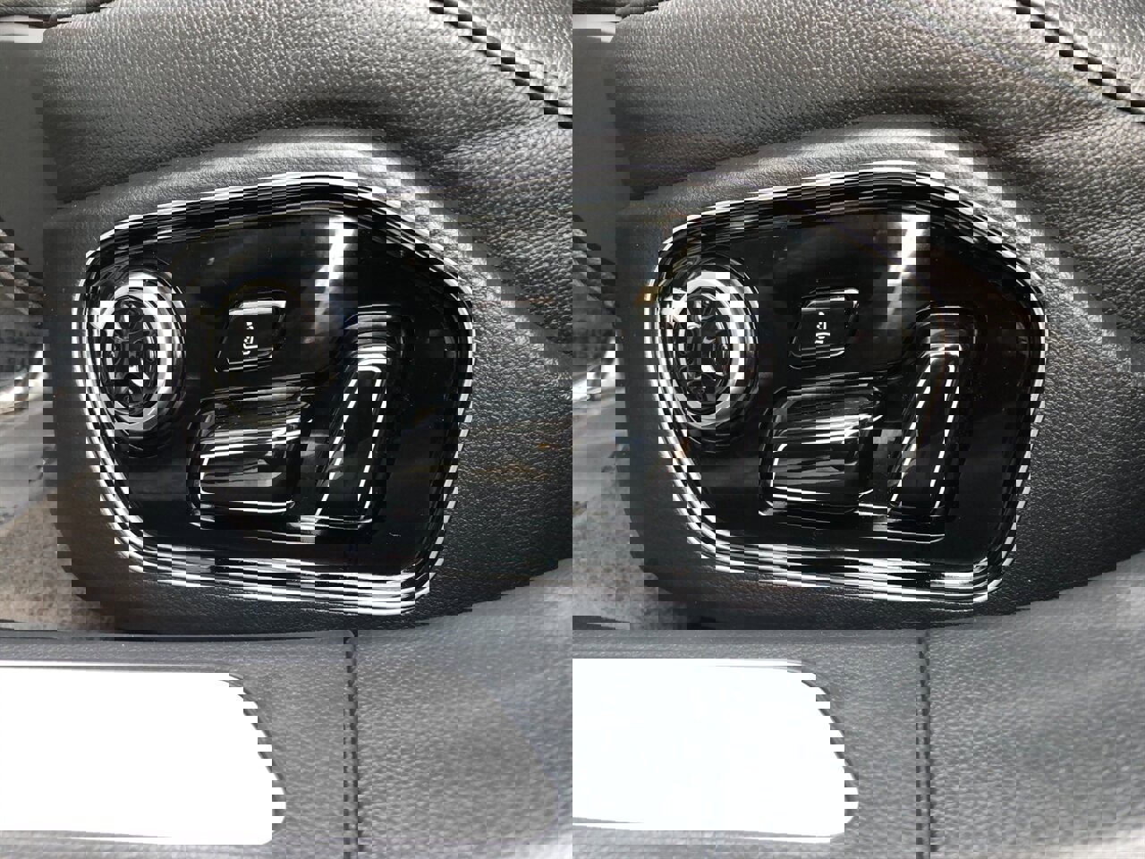 Used 2014 Audi A8 L 3.0T w/ Premium Package image 17