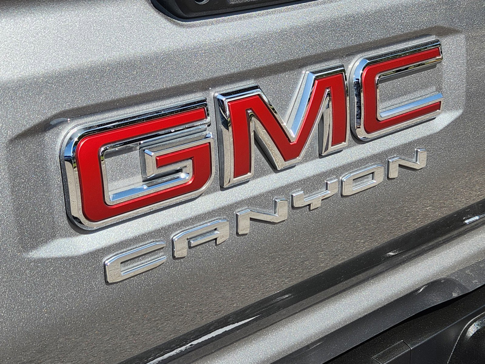 Used 2023 GMC Canyon AT4 w/ AT4 Premium Package image 28
