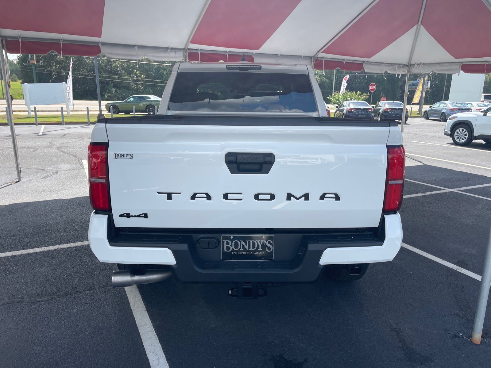 New 2026 Toyota Tacoma TRD Off-Road AWD/4WD image 14