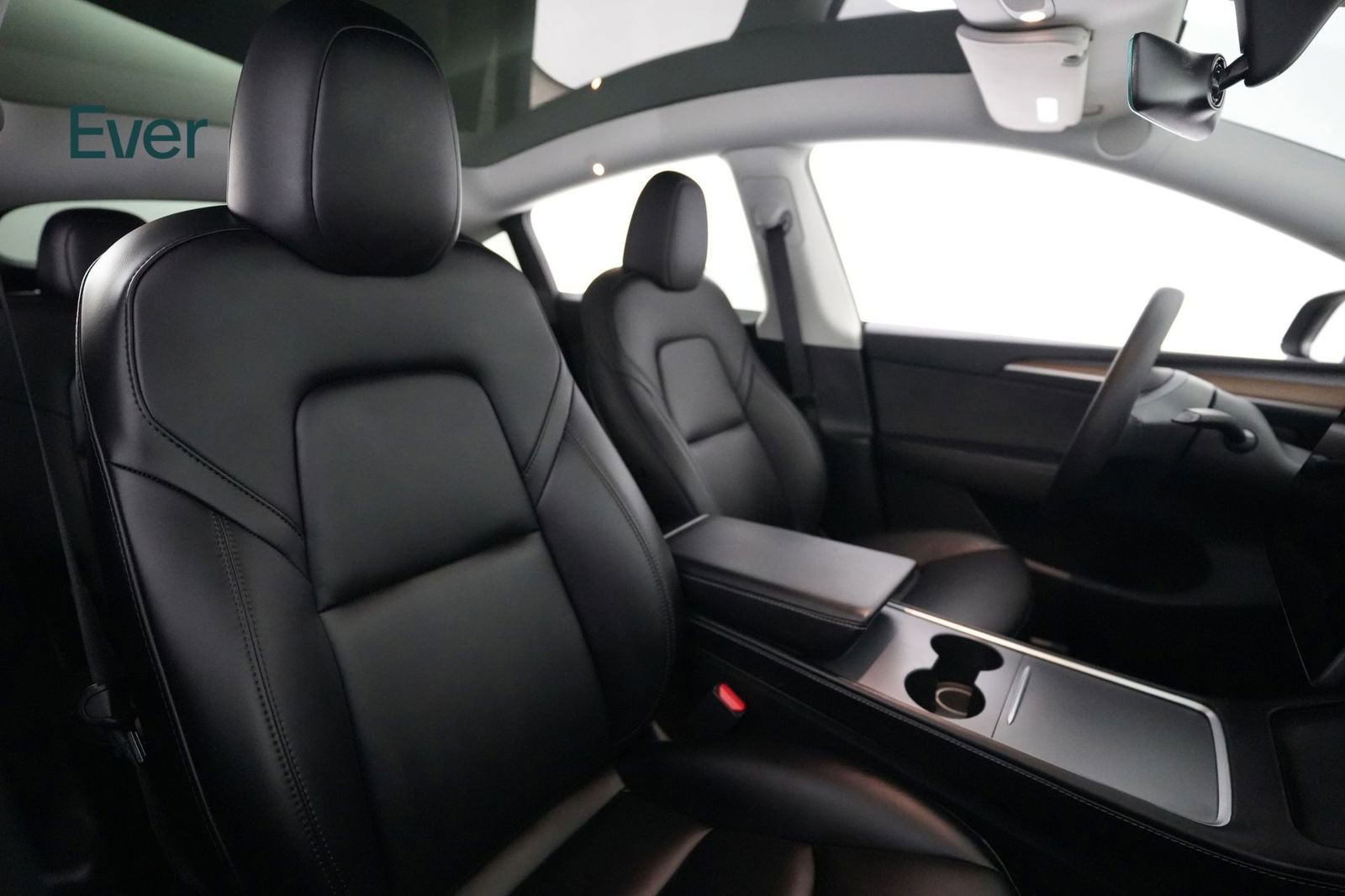 Used 2024 Tesla Model Y Performance AWD/4WD image 23