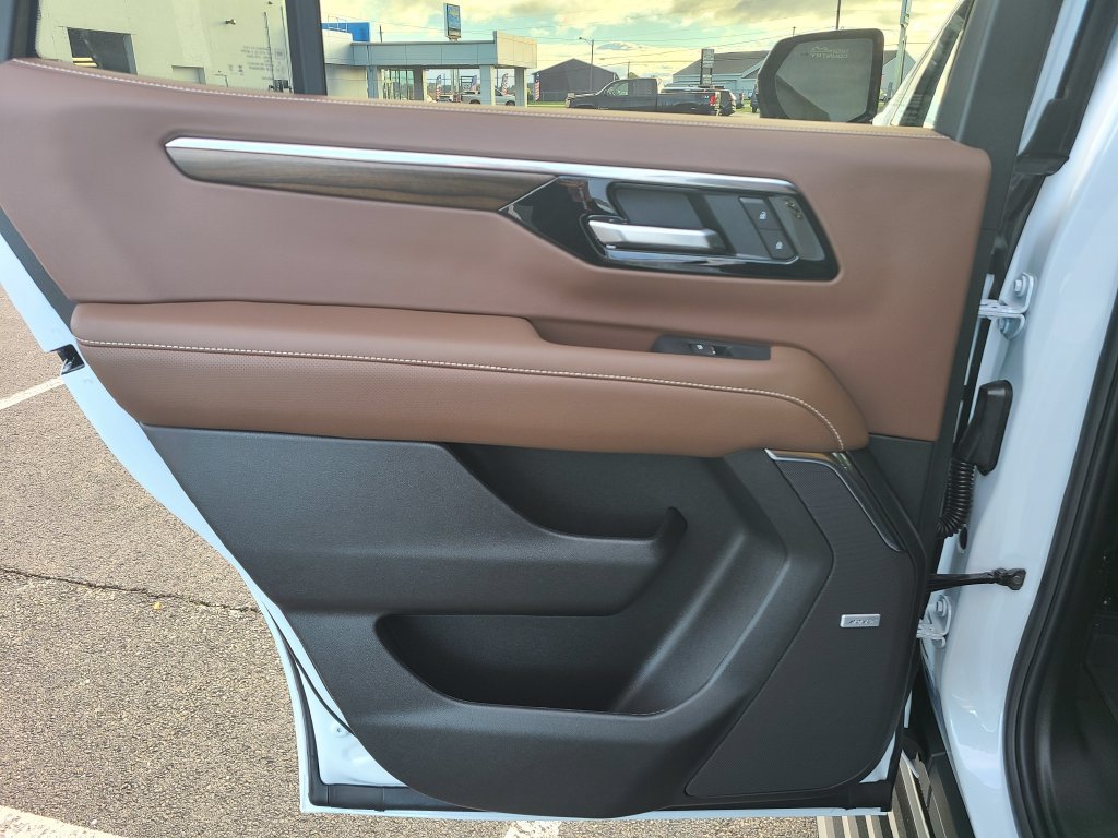 New 2027 Chevrolet Tahoe High Country AWD/4WD image 16
