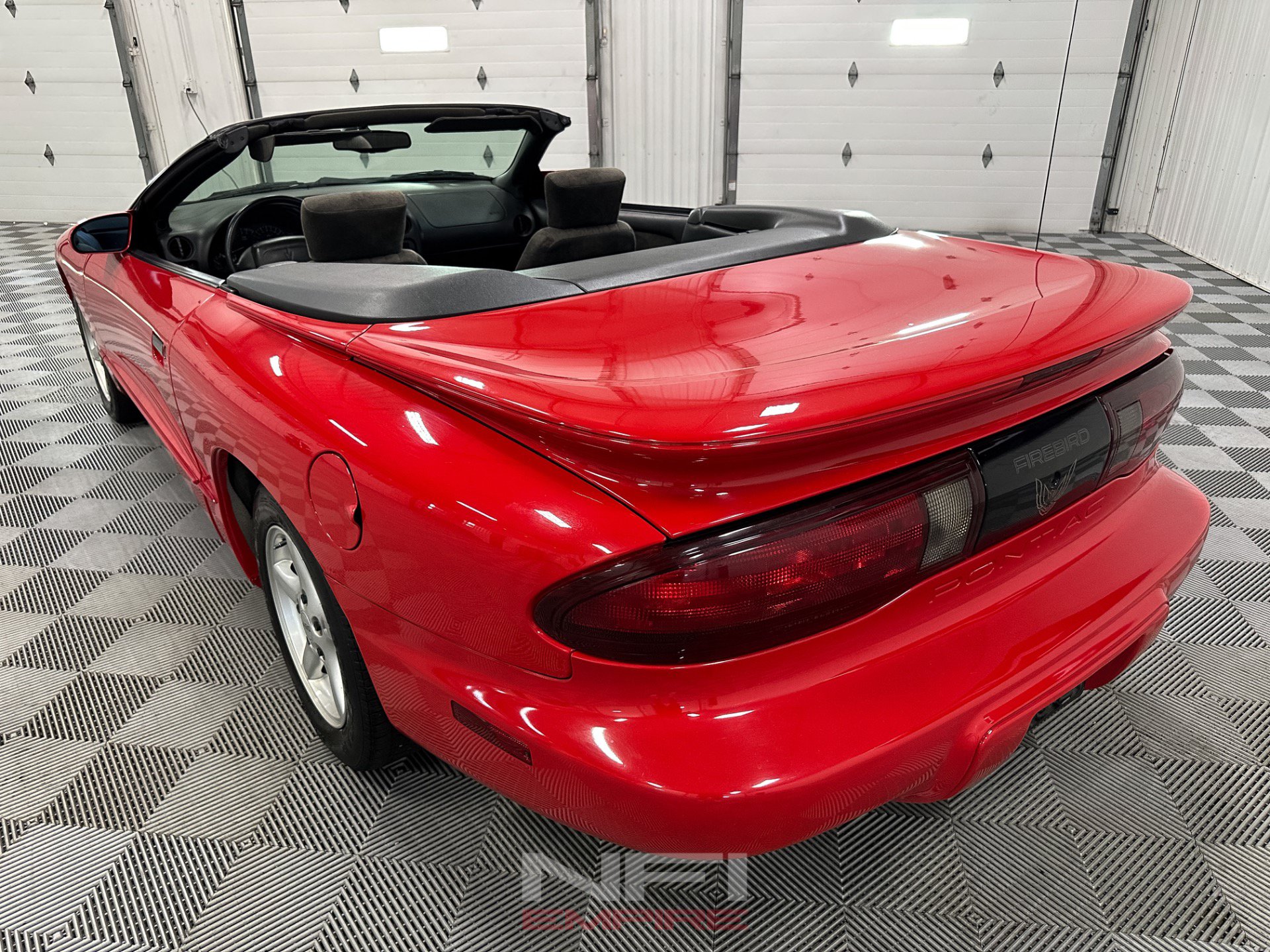 Used 1995 Pontiac Firebird Convertible RWD image 18