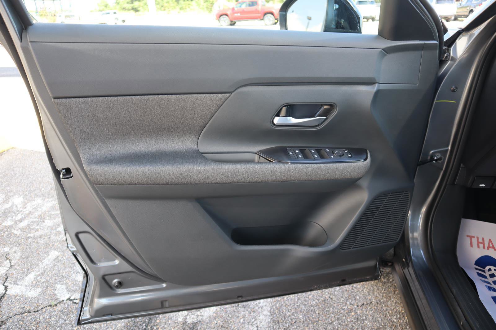 New 2026 Nissan Kicks SV w/ SV Premium Package image 12