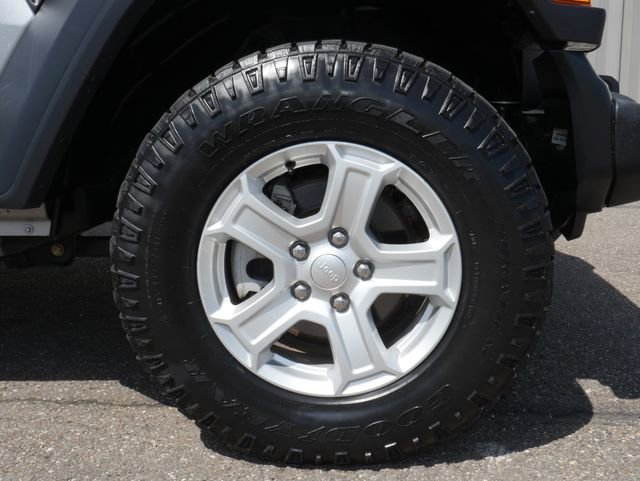 Used 2019 Jeep Wrangler Unlimited Sport S AWD/4WD image 11