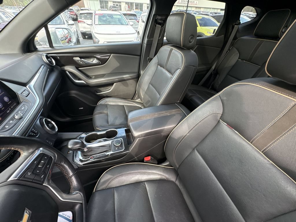 Used 2019 Chevrolet Blazer Premier w/ Sun and Wheels Package FWD image 22