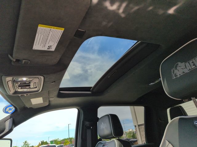 Used 2025 GMC Sierra 2500 AT4X w/ AT4X AEV Edition AWD/4WD image 23