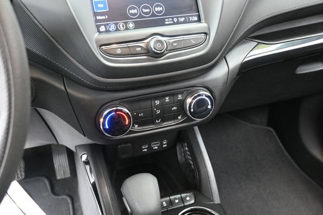 Used 2023 Chevrolet TrailBlazer LT FWD image 20