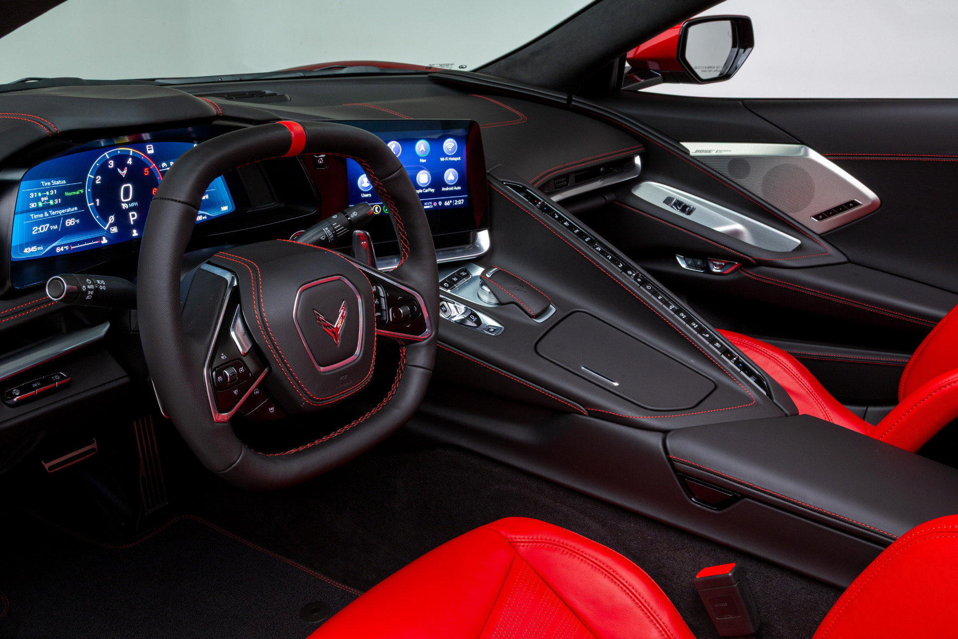 Used 2023 Chevrolet Corvette Stingray Premium Cpe w/ Z51 Performance Package RWD image 3