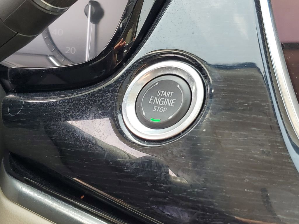 Used 2025 Cadillac XT6 Premium Luxury w/ LPO, Floor Liner Package AWD/4WD image 14