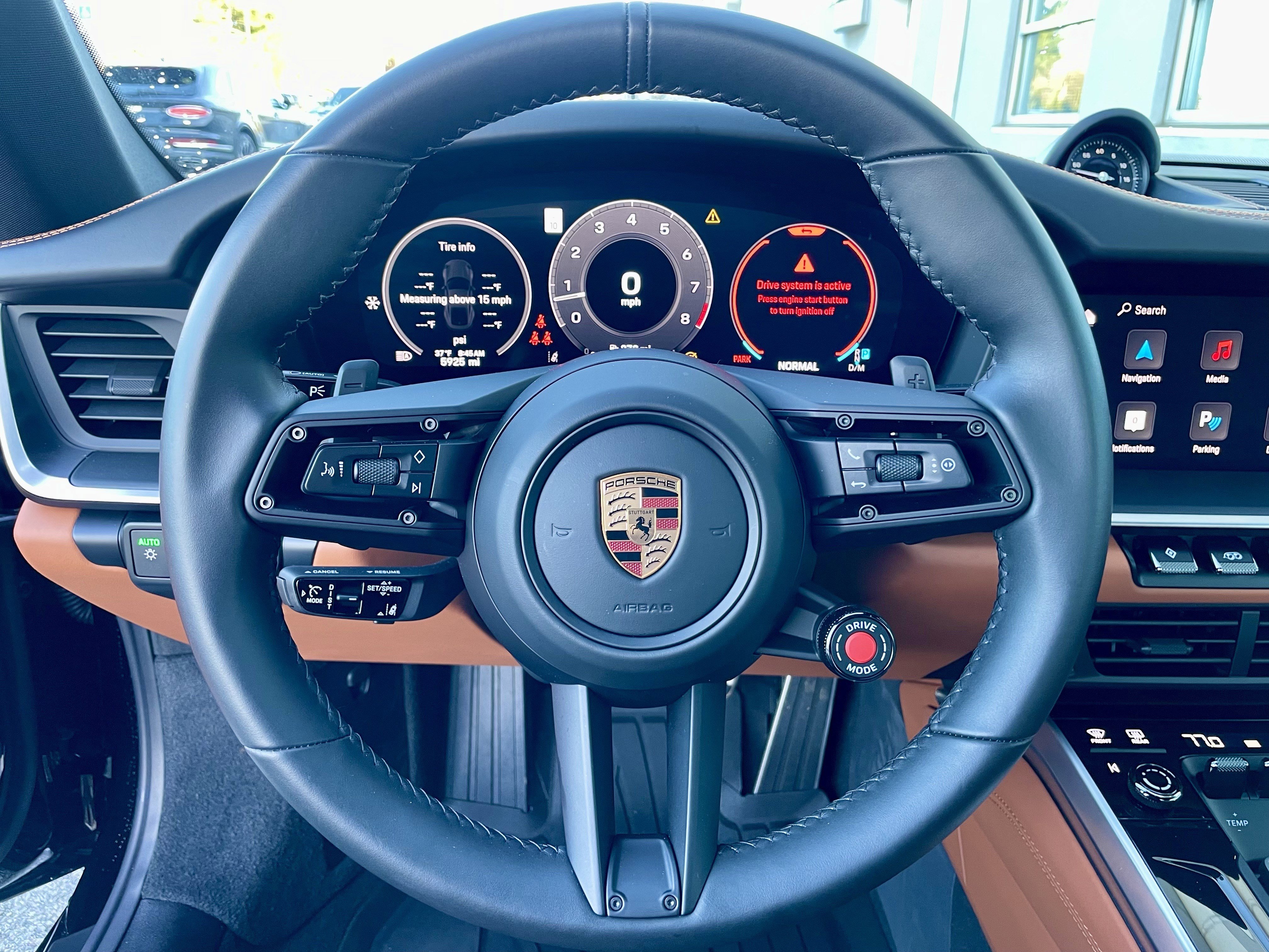 Used 2025 Porsche 911 Carrera image 21