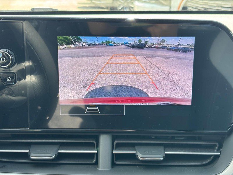 New 2026 Chevrolet Trax LS w/ LS Convenience Package FWD image 16