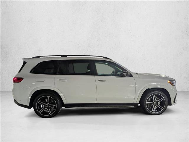 Used 2024 Mercedes-Benz GLS 450 4MATIC image 7