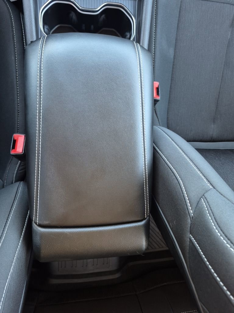 Used 2023 Jeep Grand Cherokee Laredo X image 40