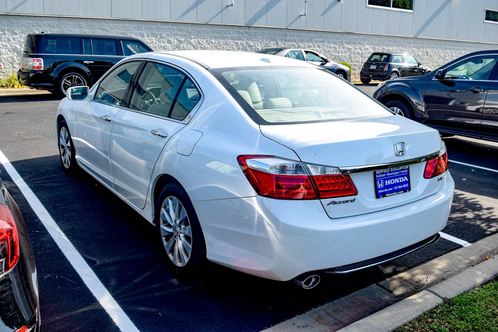 Used 2014 Honda Accord EX-L image 7