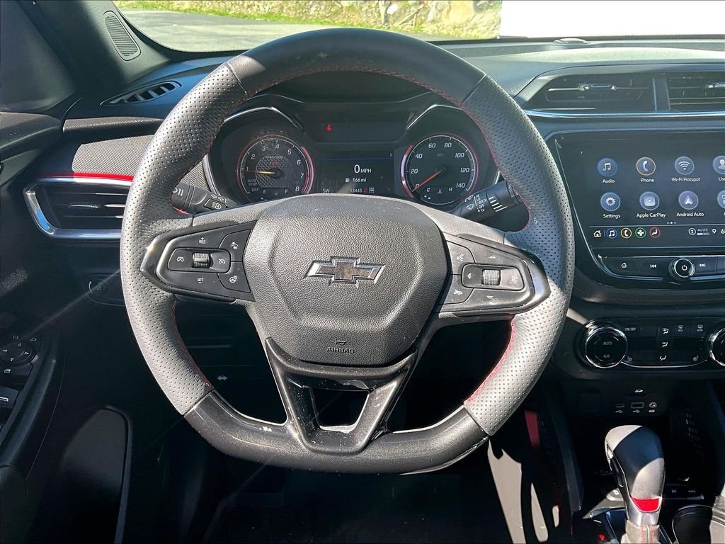 Used 2023 Chevrolet TrailBlazer RS w/ Technology Package AWD/4WD image 17